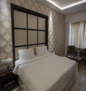 Hotel Brijwasi Royal à Mathura Extérieur photo